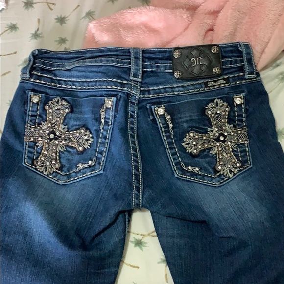 Jeans - Picture 2 of 2